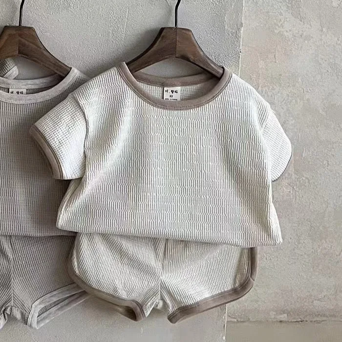 2026 New Baby Vintage Clothes Set Infant Solid Short Sleeve T Shirts + Shorts 2pcs Suit Summer Toddler Boy Girl Cotton Outfits