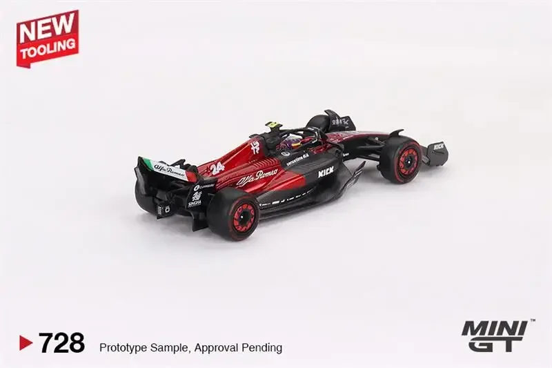 MINI GT 1:64 Romeo C43 #24 Zhou Guanyu /77 Valtteri 2023 F1 2023 Model Car