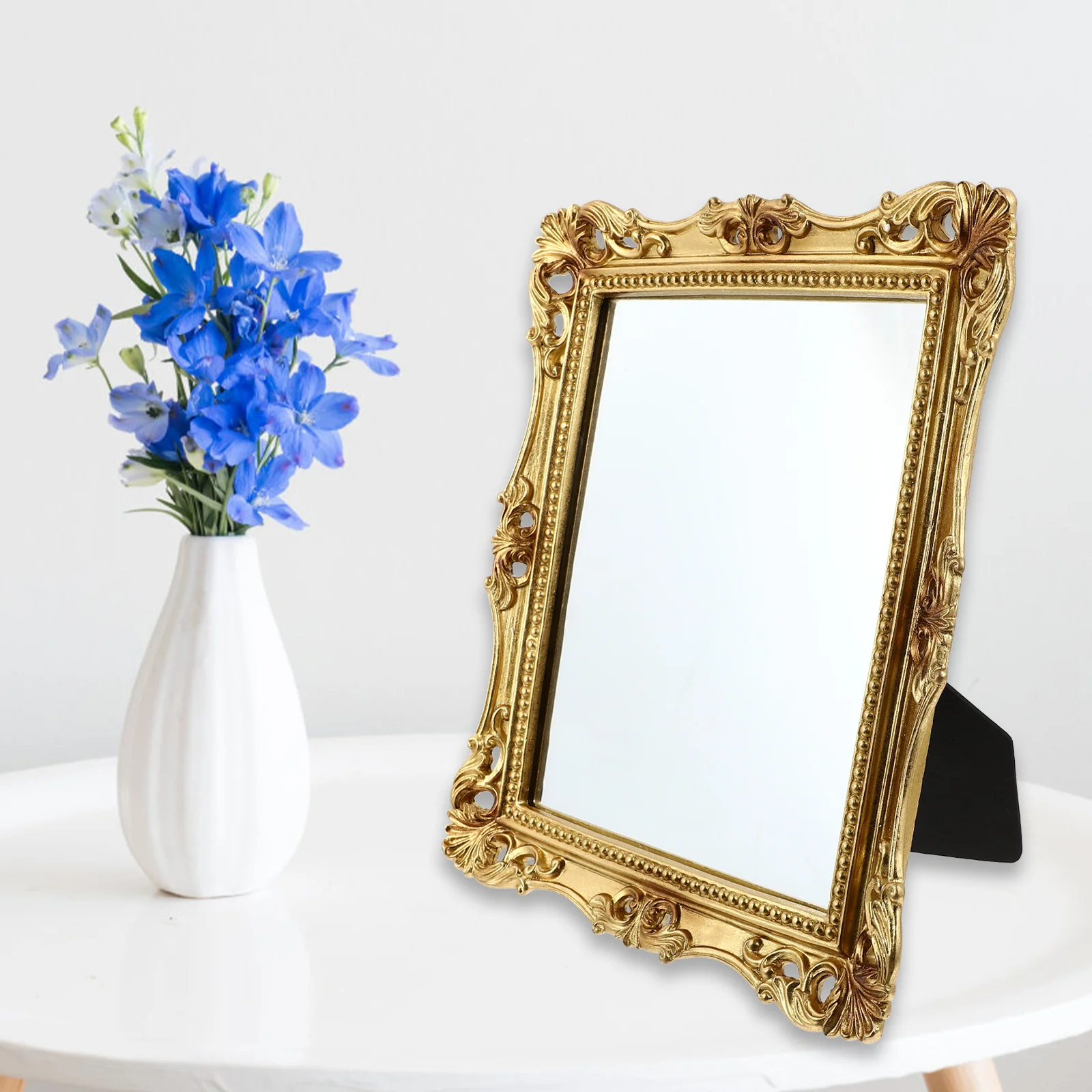 1Pcs Vintage Carved Pattern Makeup Mirror Fine Workmanship Decorative Mirror for Bedroom Dressing Table Home Decor