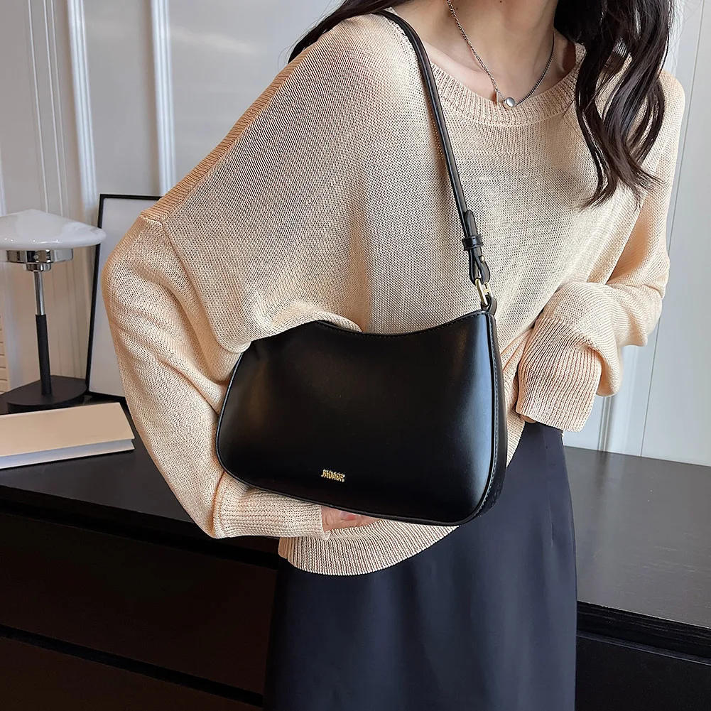 

PU Leather Fashion Sling Bag Large Capacity Women Daily Shoulder Bag Solid Color Vintage Simple Daily Bags