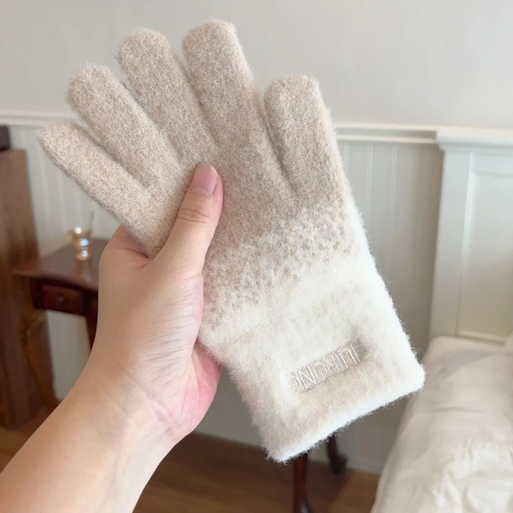 سميكة قفازات محبوكة مرونة عالية ندفة الثلج التدرج اللون الشتاء القفازات شاشة تعمل باللمس الدفء خمسة أصابع قفازات النساء