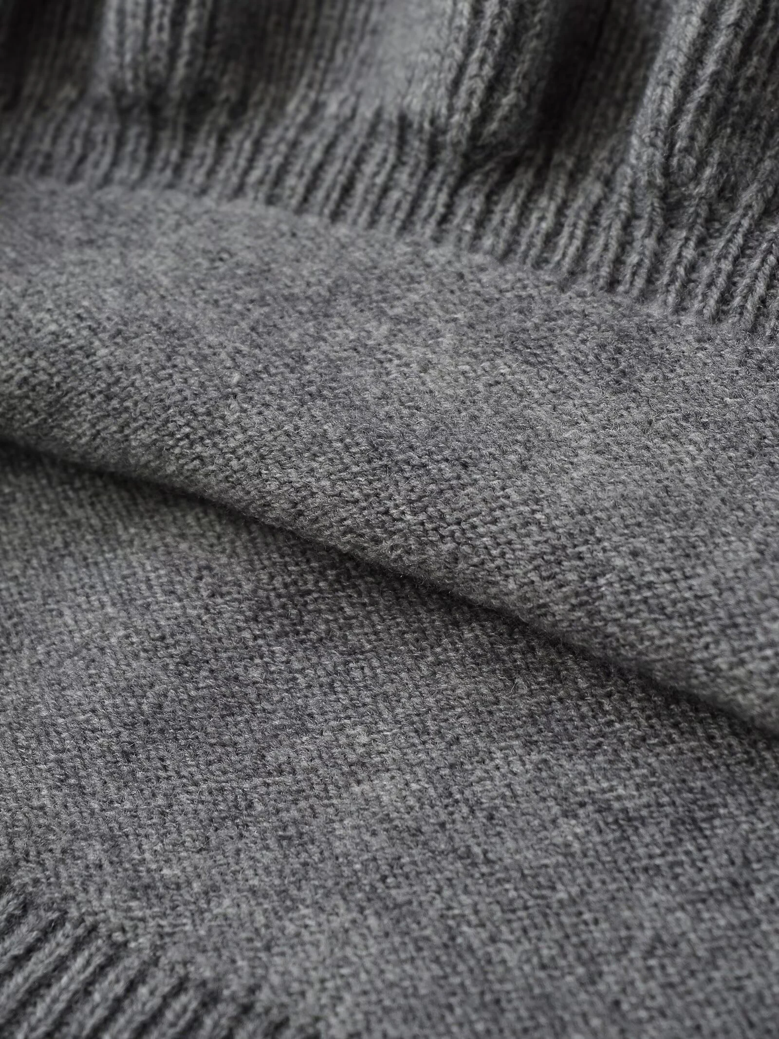 DEEABAE 2025 invierno nueva mujer Casual Simple cuello redondo manga corta apilado camisa de punto decorativa