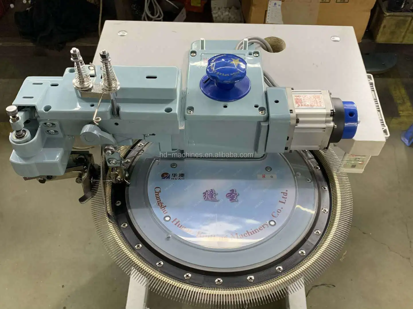 Automatic linking machine for sweater