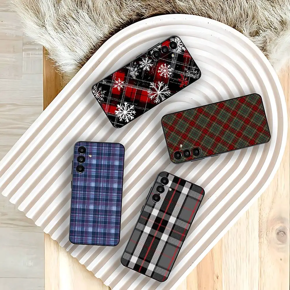 

Scottish Plaid Fabric For Samsung Galaxy A73,31,32,72,41,53,52,71,22,5G,Note,J7,8,9 Soft Black Phone Case