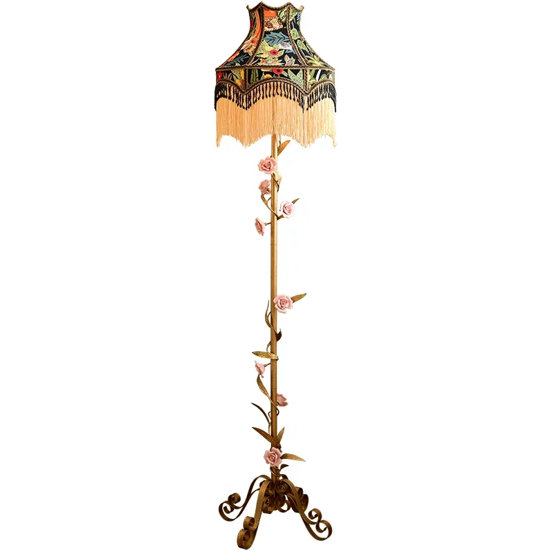 

French pastoral rose floor lamp Bohemian bedroom bedside lamp Italian living room study vertical reading lamp