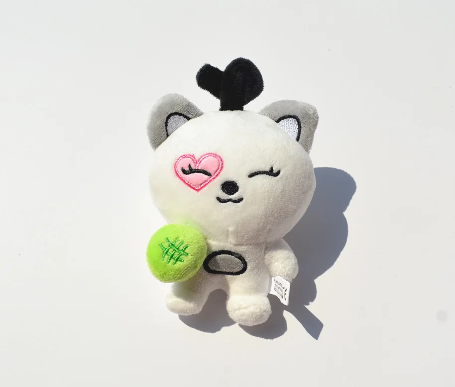 15CM KPOP STAYC Plüschpuppe Schlüsselanhänger Cartoon Bild Kawaii Weiches kurzes Plüschtier SUMIN SIEUN ISA SEEUN YOON J Geschenk Fans Sammlung