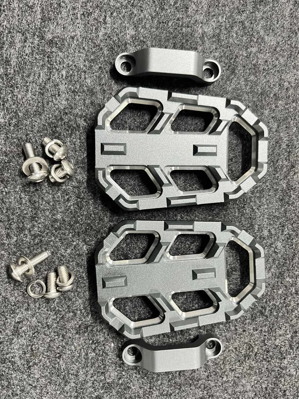 

For honda NX400 CB400X NC750X/S NC700X/S Motorcycle Accessible Foot Pegs CB500X Front Footpegs Footrests Pedal Enlarger
