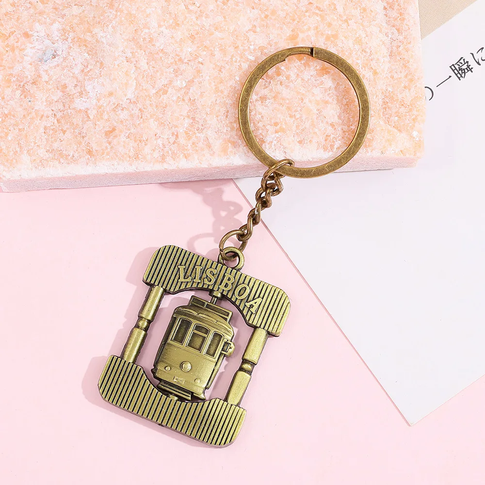 Vintage Tram Design Metal Keychain Charm Urban Style Unisex Key Chain Backpack Decoration Pendant