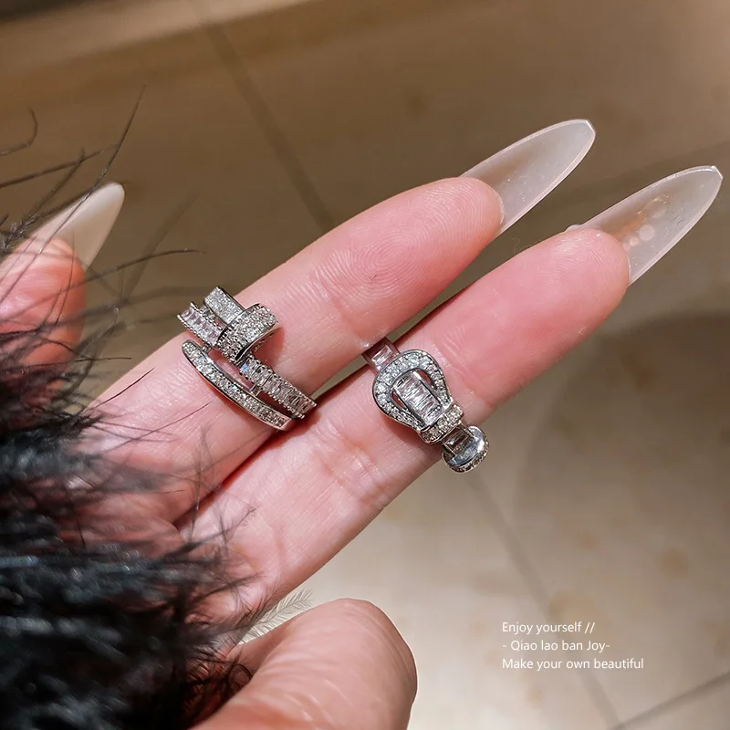 

Double Layer Rectangle Geometric Ring - Minimalist ‘Cool Girl’ Index Finger Ring, Luxe Unisex Statement Piece