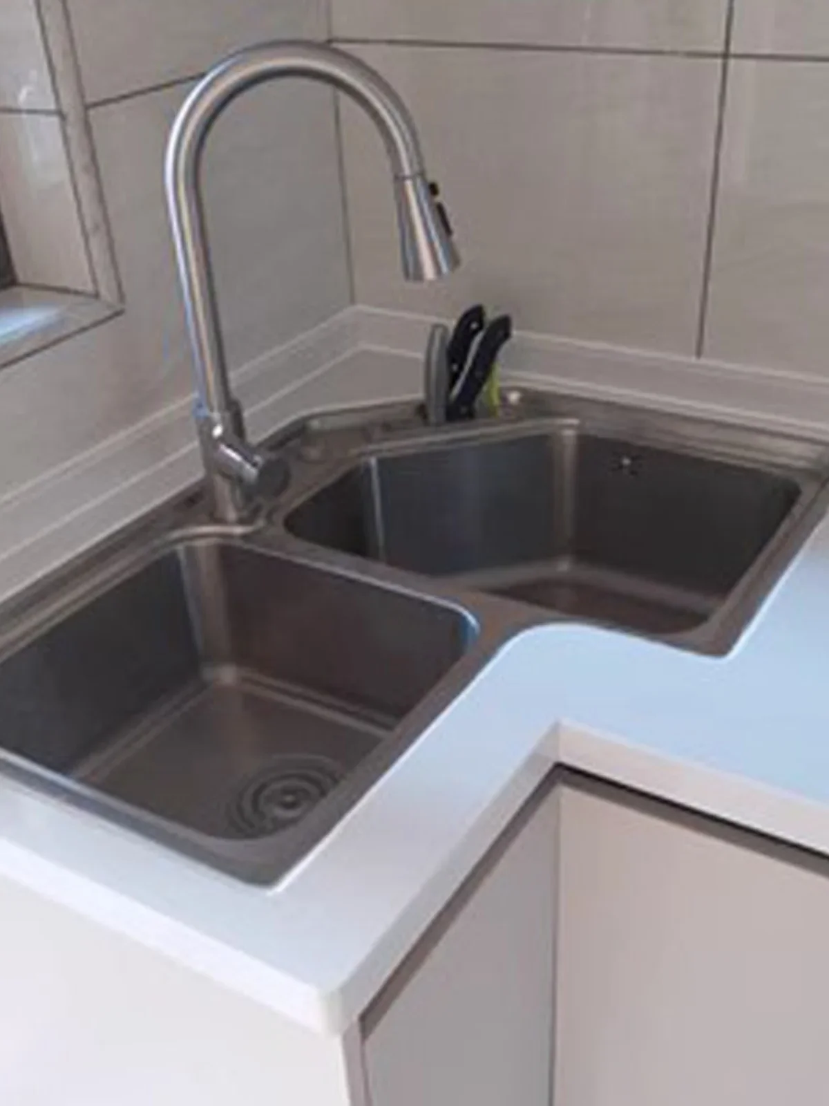 Kitchen corner smart sink 304 stainless steel corner sink special-shaped integrated sink