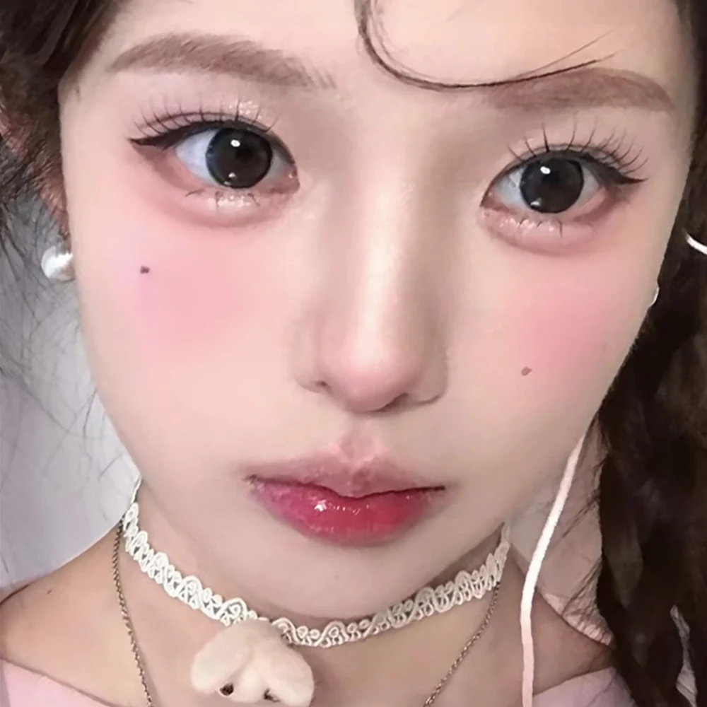 Thumbnail 3 - #79 Best Makeup Tools to Buy In 2026