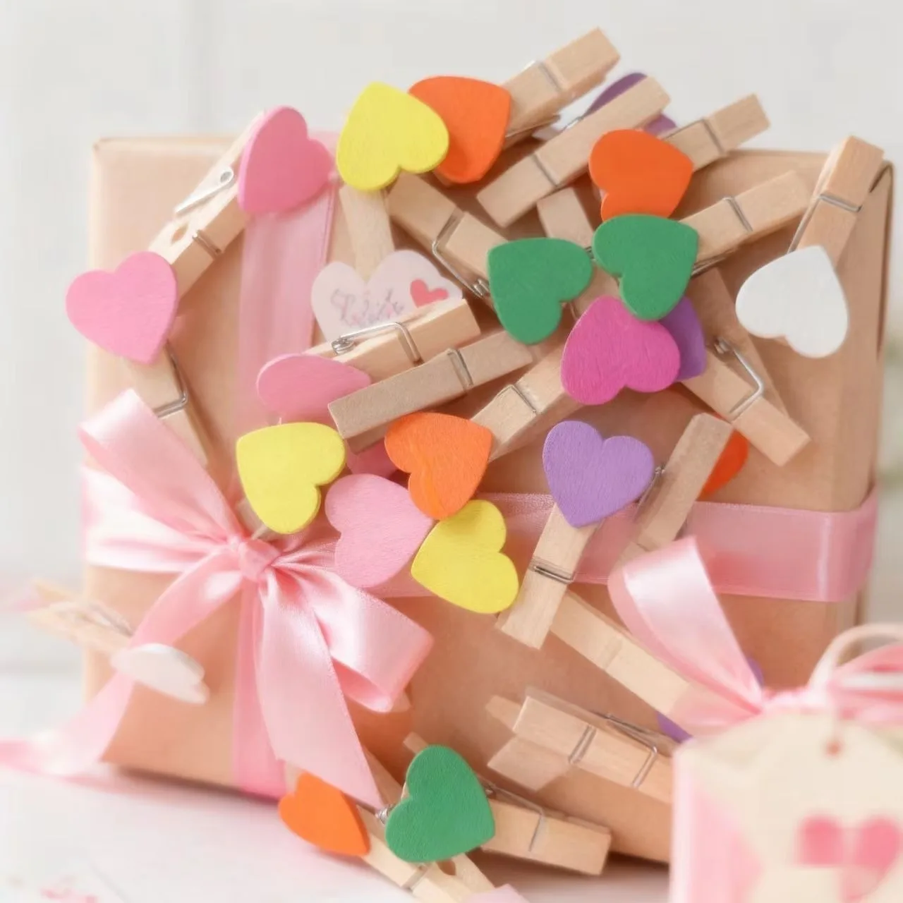 40/80PCS Heart-Shaped Wooden Clips, Perfect for Crafts, Displaying Photos, Wedding Favors, And Decorations, Clothes Pins