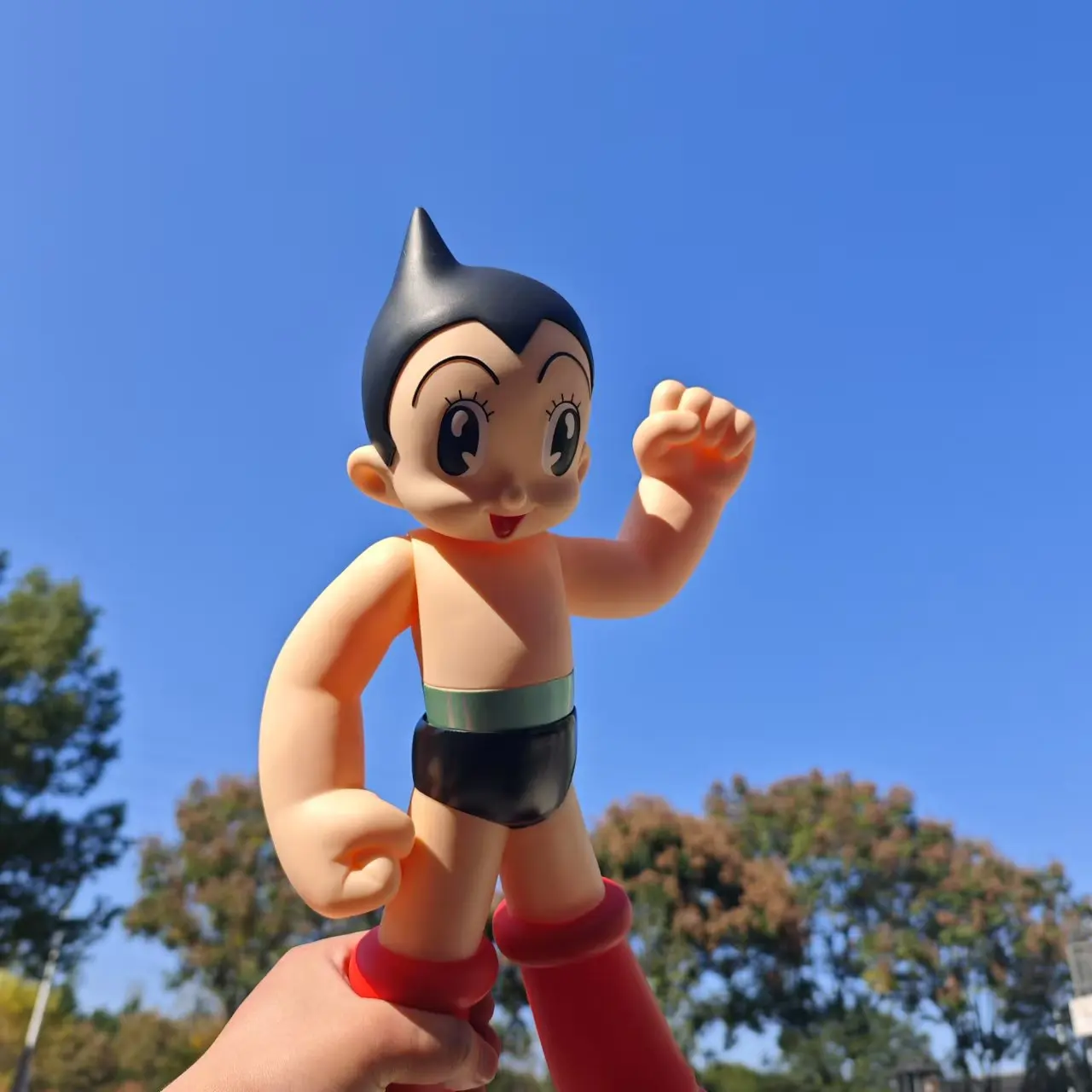 40CM Braccio in ferro di grandi dimensioni Astro Boy Personaggio Ornamento Action PVC Figure Collezione di statue Modello anime Giocattoli Regali di festa per bambini