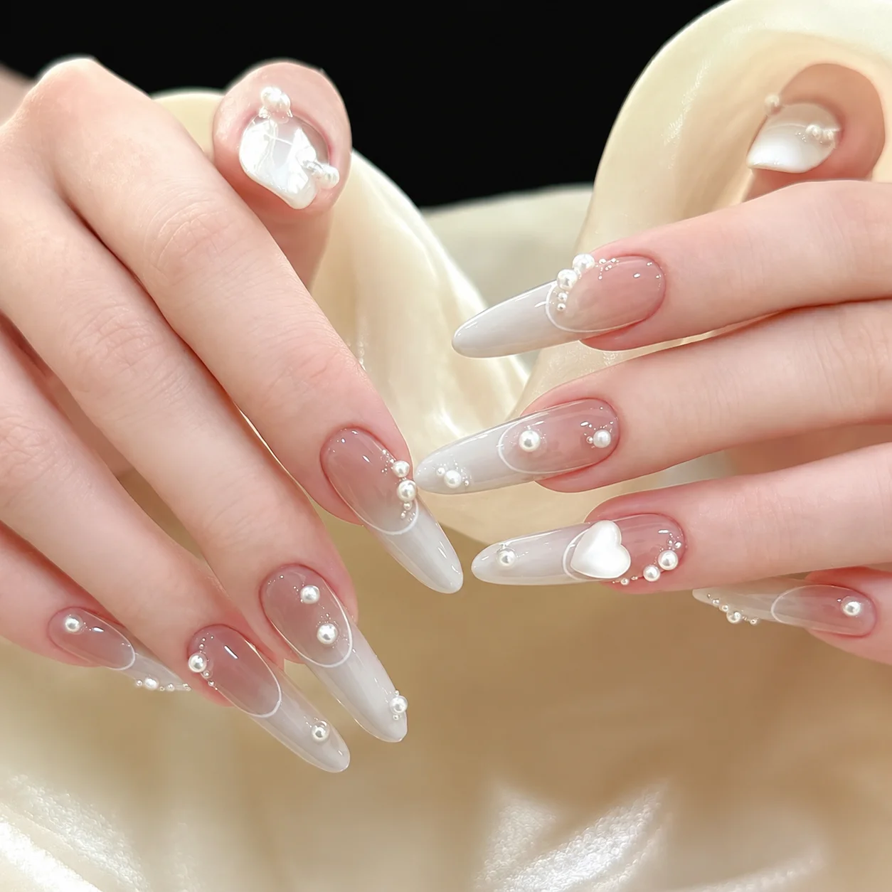 12 Grids Heart & Round Pearl Nail Charms Set Mixed Size White Pearls 3D Nail Art Decorations view 3