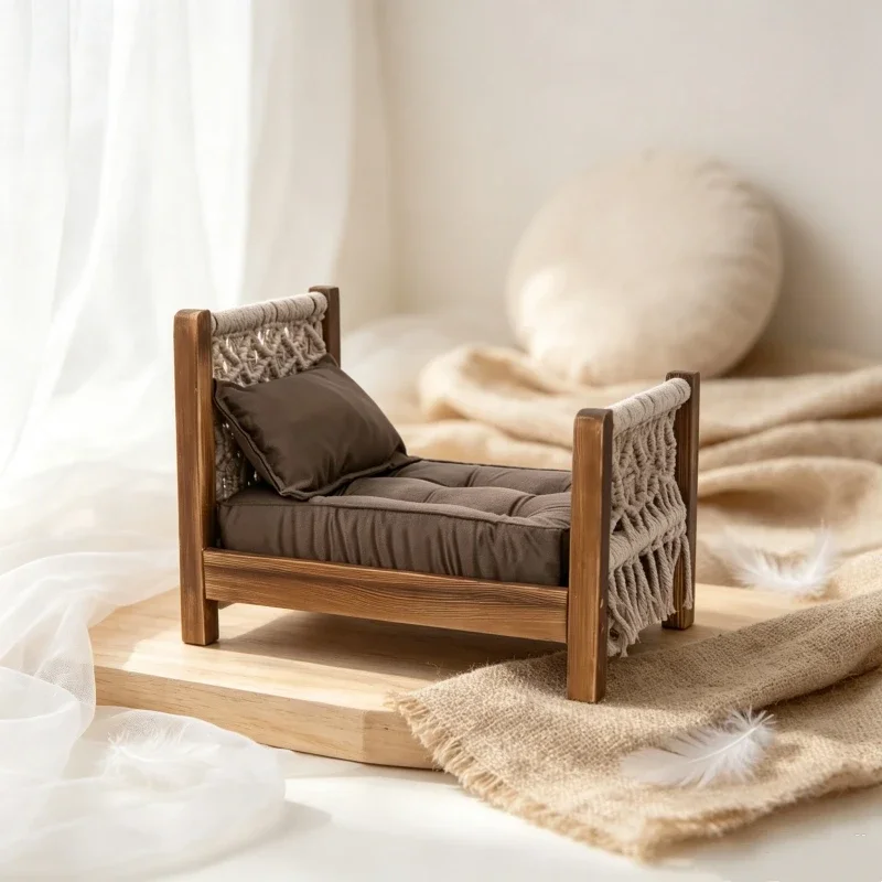 cama-de-posado-mini-de-madera-hecha-a-mano-con-borlas-de-macrame-y-respaldo-tejido-mueble-para-estudio-de-retratos-fotografia-y-decoracion-de-escenas