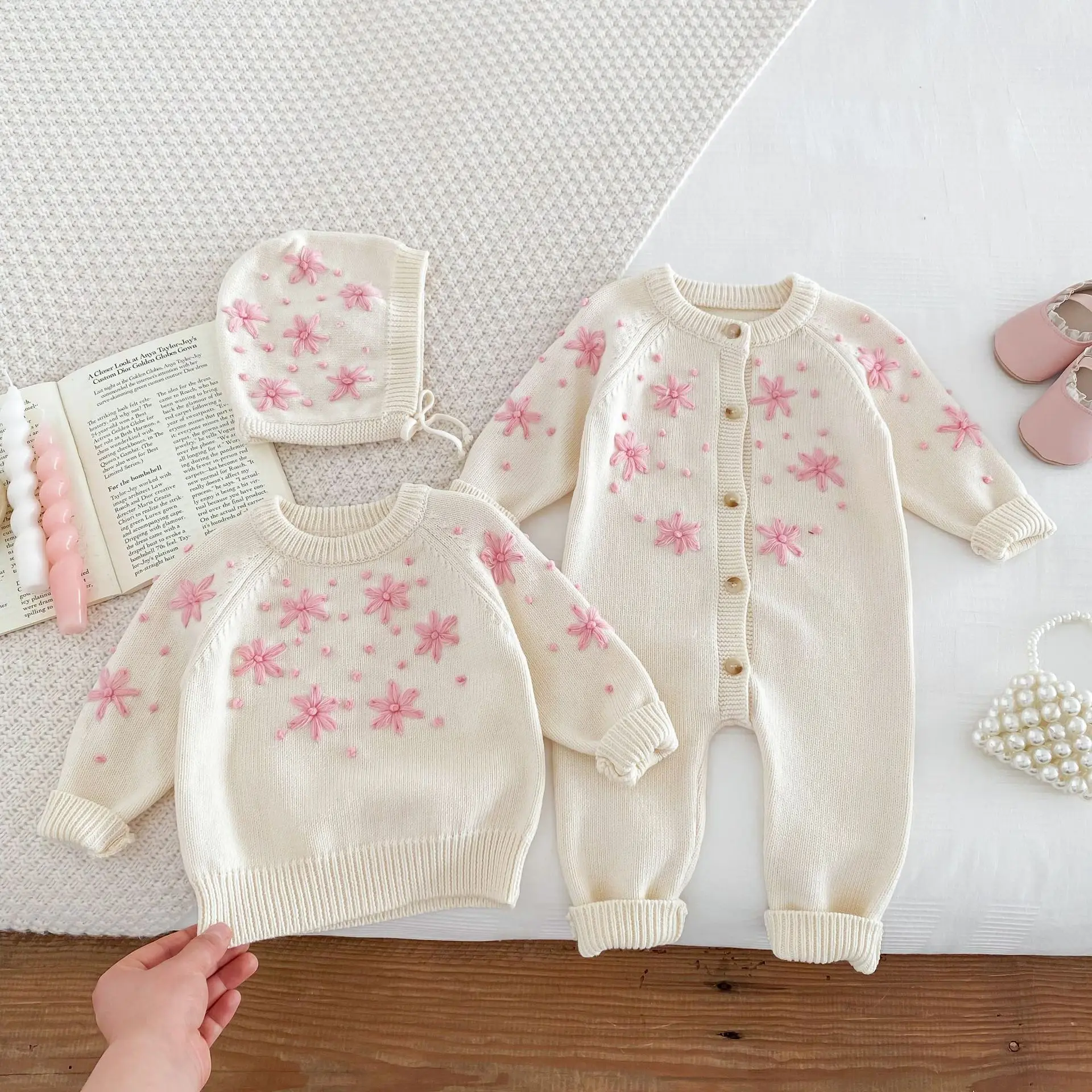 2024 Autumn Baby Girls Knitwears Knitted Cotton Yarn Handmade Crochet Infant Girls Jumpsuit Stylish Snowflake Toddler Girl Coat