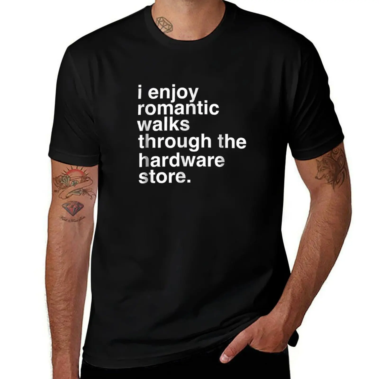 

Funny Dad Handyman Hardware Store Tools Gift T-Shirt Retro Graphic Print T-Shirt