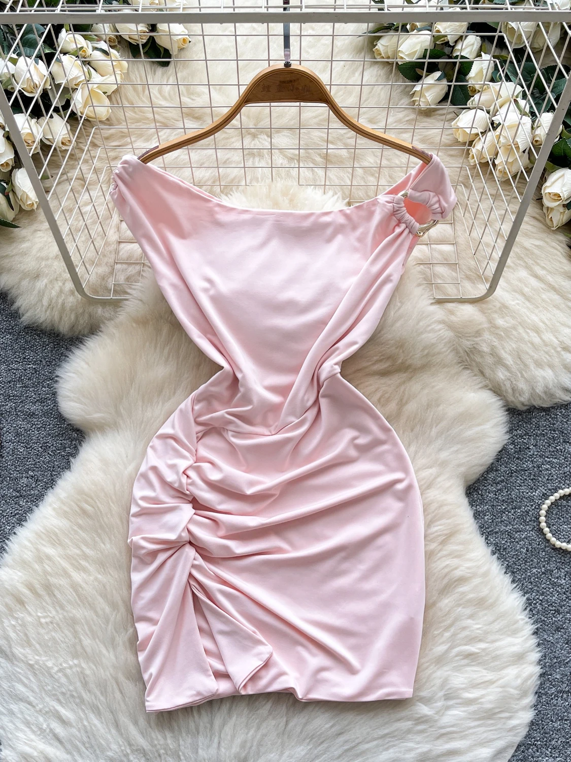 Pure Desire Girl Sle One oulder Dr Femmes d'été plissées Slim Twist Knot Design Wrap autour de la jupe ort Taille haute A-...