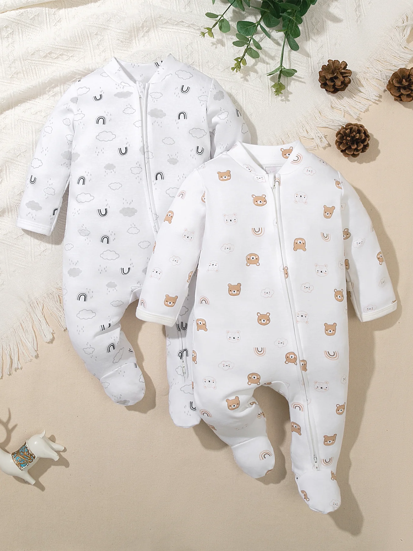 TtkaaBaby Boys' 100% Cotton Bear and Cloud Print Footed Long-Sleeve Double-Zipper Two-Piece Baby Romper Set—Full-Moon Gift