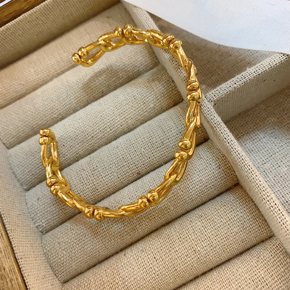 

Vintage Temperament 18K gold Chain Spiral Bracelet for women's girl gift part Jewelry accessories