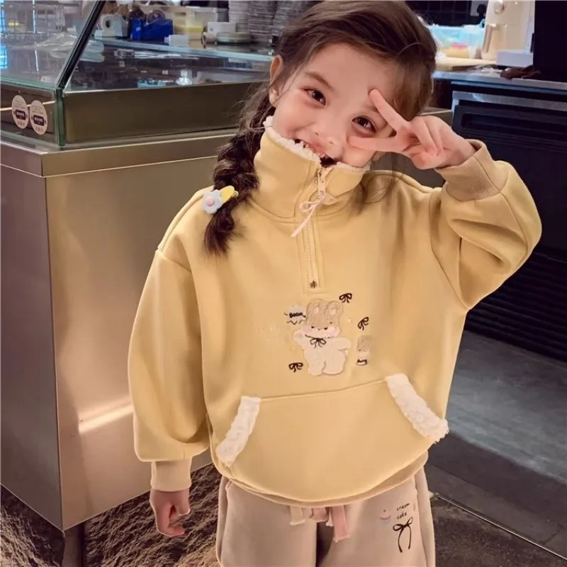 

Little Girls Winter 2025 New Fleece-Lined Extra Thick Crewneck Semi-High Neck Cute Warm No Hood Sweatshirt