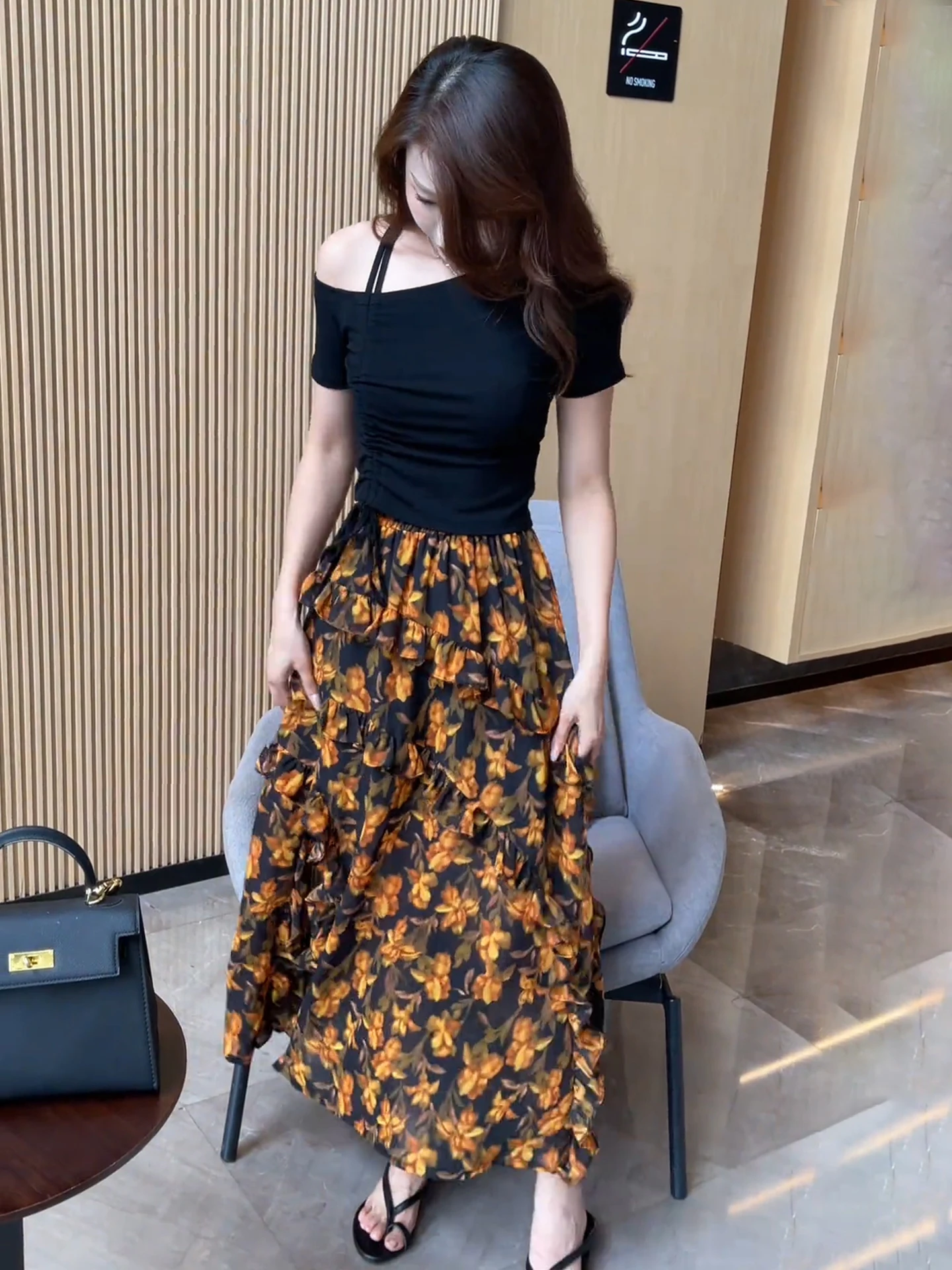 Saia Midi de Cintura Alta com Estampa Floral para Mulheres Verão 2025 Novo Estilo Vibes de Férias Saia em A Efeito Emaecime...