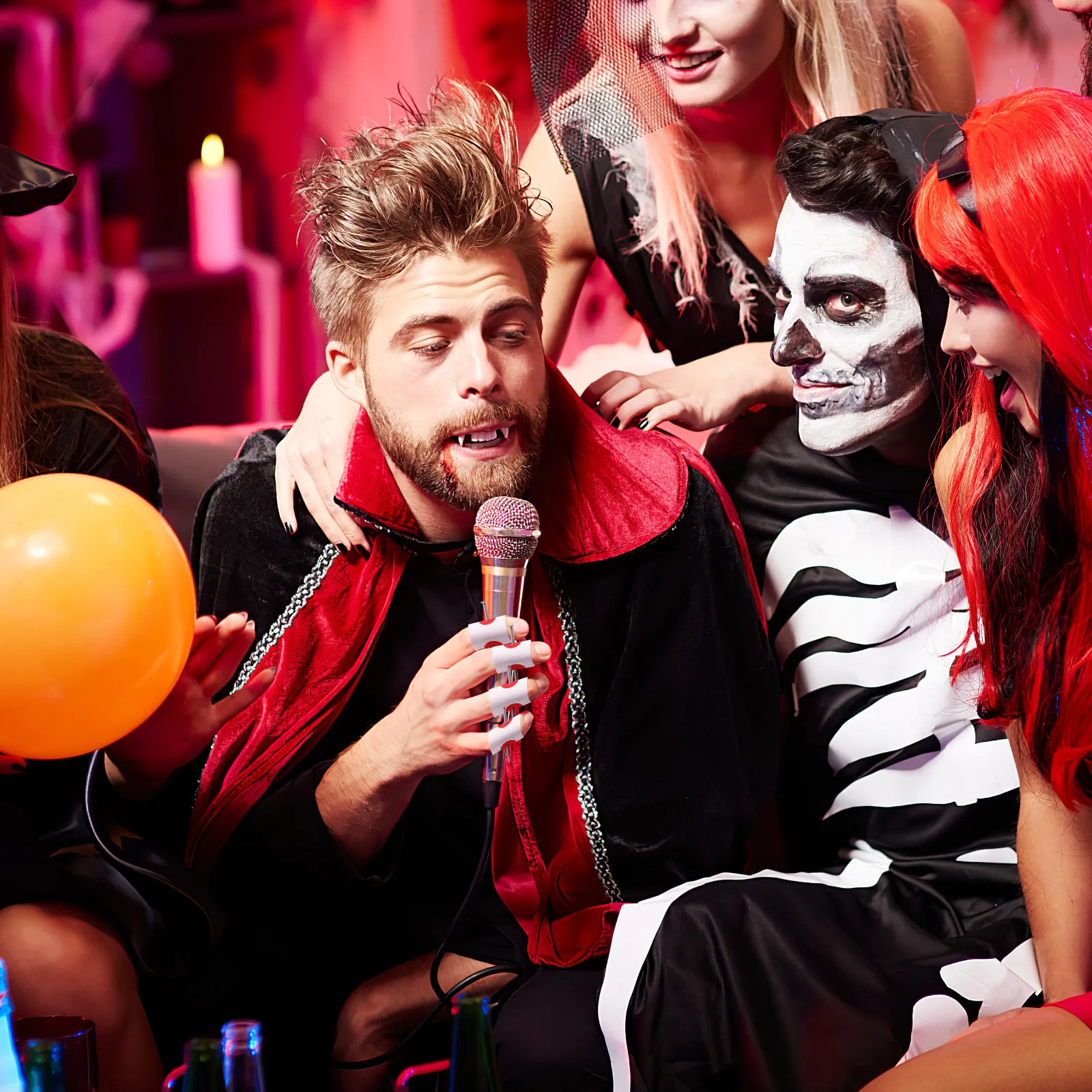 

12Pcs Halloween Nail Through Finger Props Fake Blood Scary Prank Decoration Realistic Trick Prank Supplies Nail Through Finger