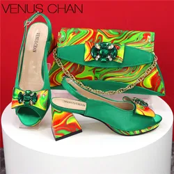 Set di scarpe e borse Set africani Set di scarpe e borse da donna abbinate al colore verde decorato con borsa per scarpe da festa Nigeiran con strass