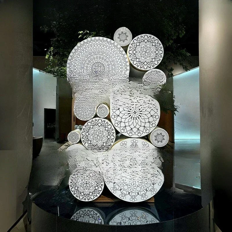 Light luxury high-end, wine cabinet, villa modern high-end sense, creative solid wood locker