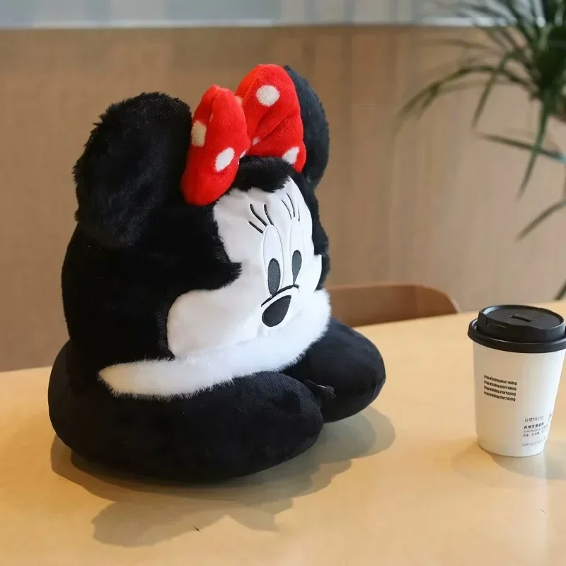 Kreskówka Disney Mickey Minnie nowa śliczna kreatywna miękka i wygodna oraz aksamitna ciepła poduszka z kapturem chroniąca szyję w kształcie litery U