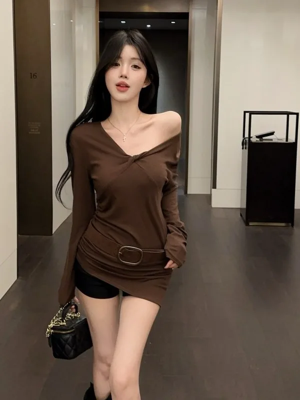 

Sexy Date Night One-Shoulder Long Sleeve Short Skirt Dress with Belt Bodycon Silhouette Knitted Fabric Nicole Rose Brand