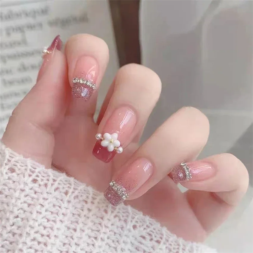 

24Pcs/Set Pure Desire Flower Wearing False Nails Burst Glitter Pearls Designs Fake Nail Art Adhesive Artificial Press on Nails