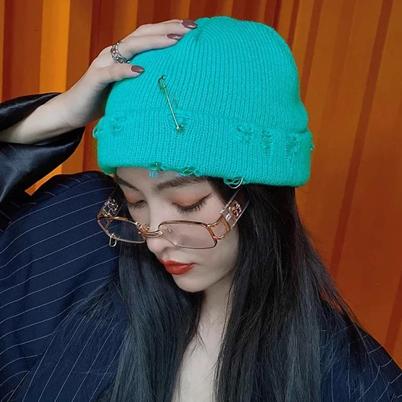 9 Colors Winter Autumn Knitted Short Beanies for Women Men Winter Caps with Metal Hoops Pins Y2K Cool Hip-hop Hats Skullcap