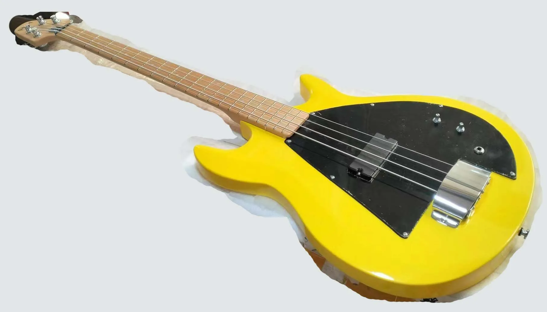 Custom 4 String Grabber II style Electric Bass guitar 2009 yellow