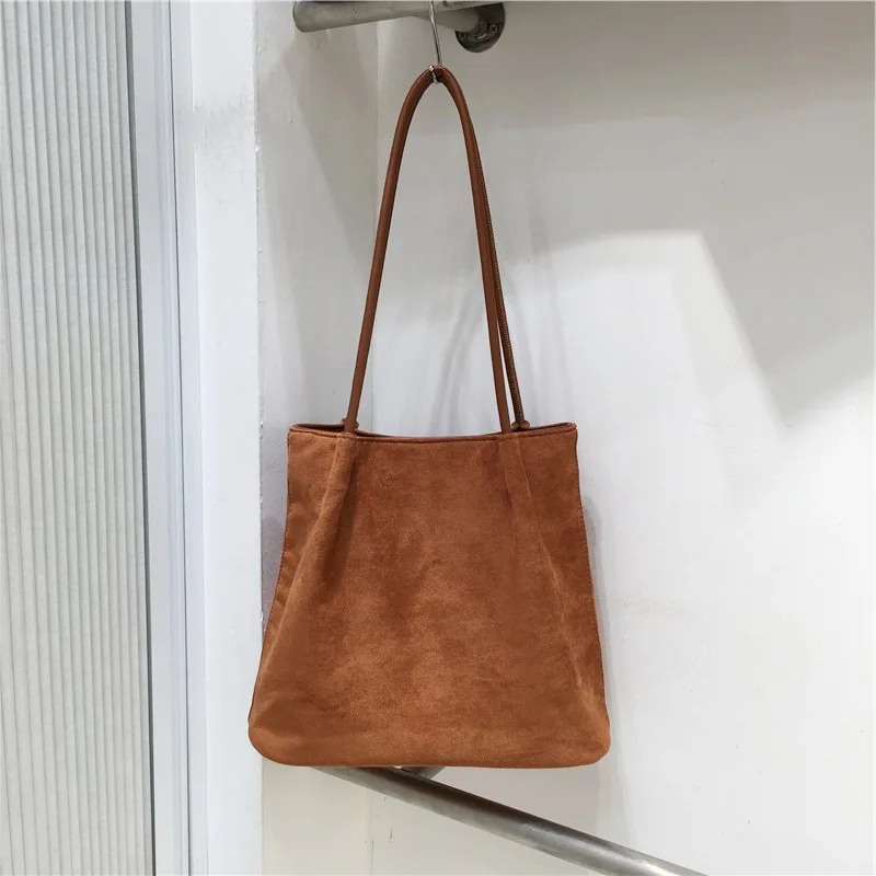 

2025 Koean Stlye Shoulder Bags Large Capacity Suede Casual Tote Bags Fashionable Travel Commuter Handbags Ladies Purse Handbags