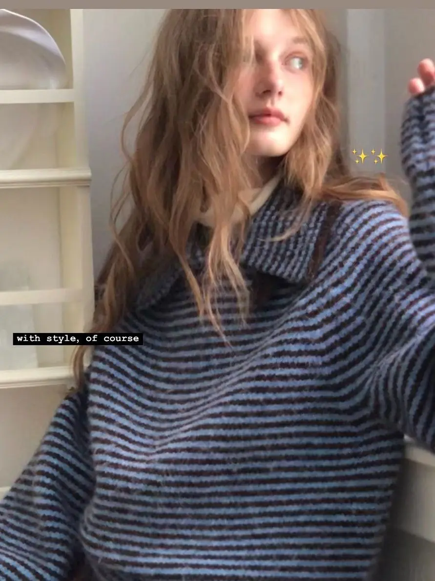 

Women's Stripe Contrast Flip Up Collar Knitted Sweater Autumn Winter Warm Female Long Sleeved Knitted Pullover Vintage Outerwear