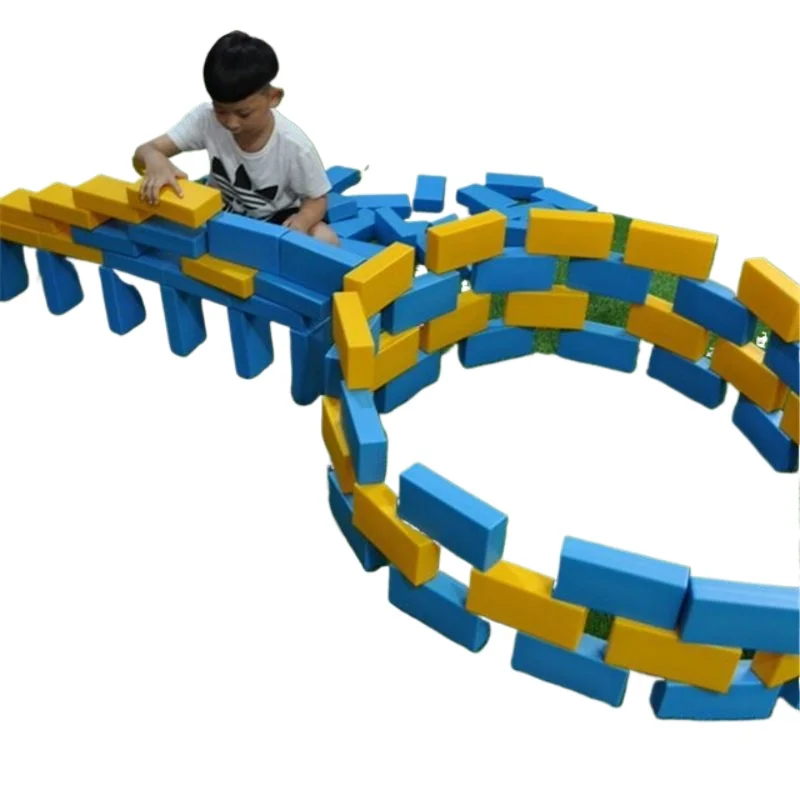 

Outdoor construction universal