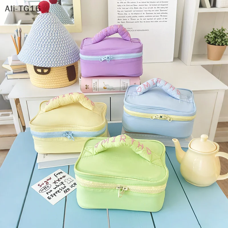 Ins Style بسيط لون الحلوى حقيبة مستحضرات التجميل سعة كبيرة حقيبة يد المحمولة السفر حقيبة أدوات الزينة تخزين أكياس أكياس ماكياج لطيف