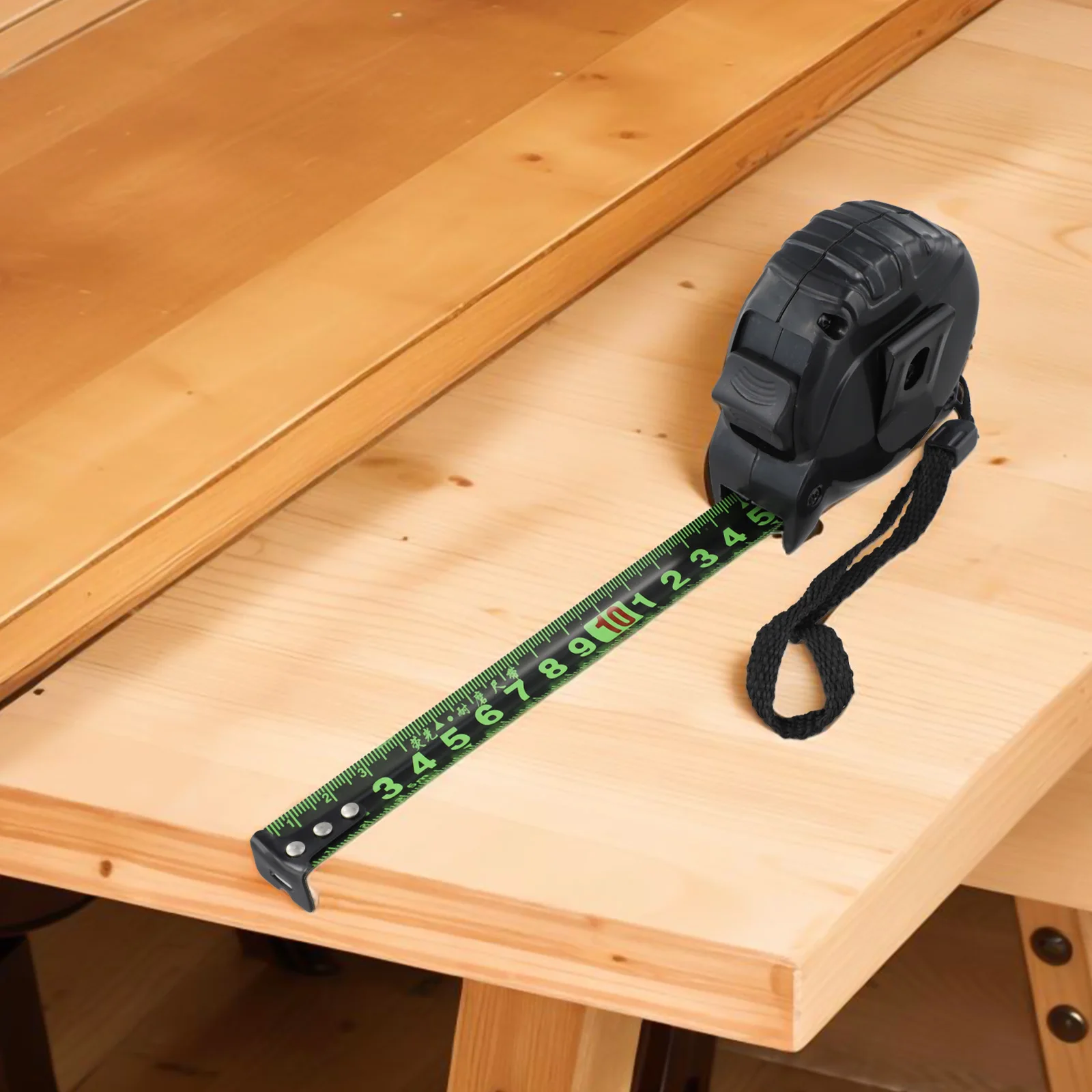 

Compact Measuring Tool Luminous Tape Measure Built-in Clip Carbon Steel Construction Accurate Measuring Tool For Construction