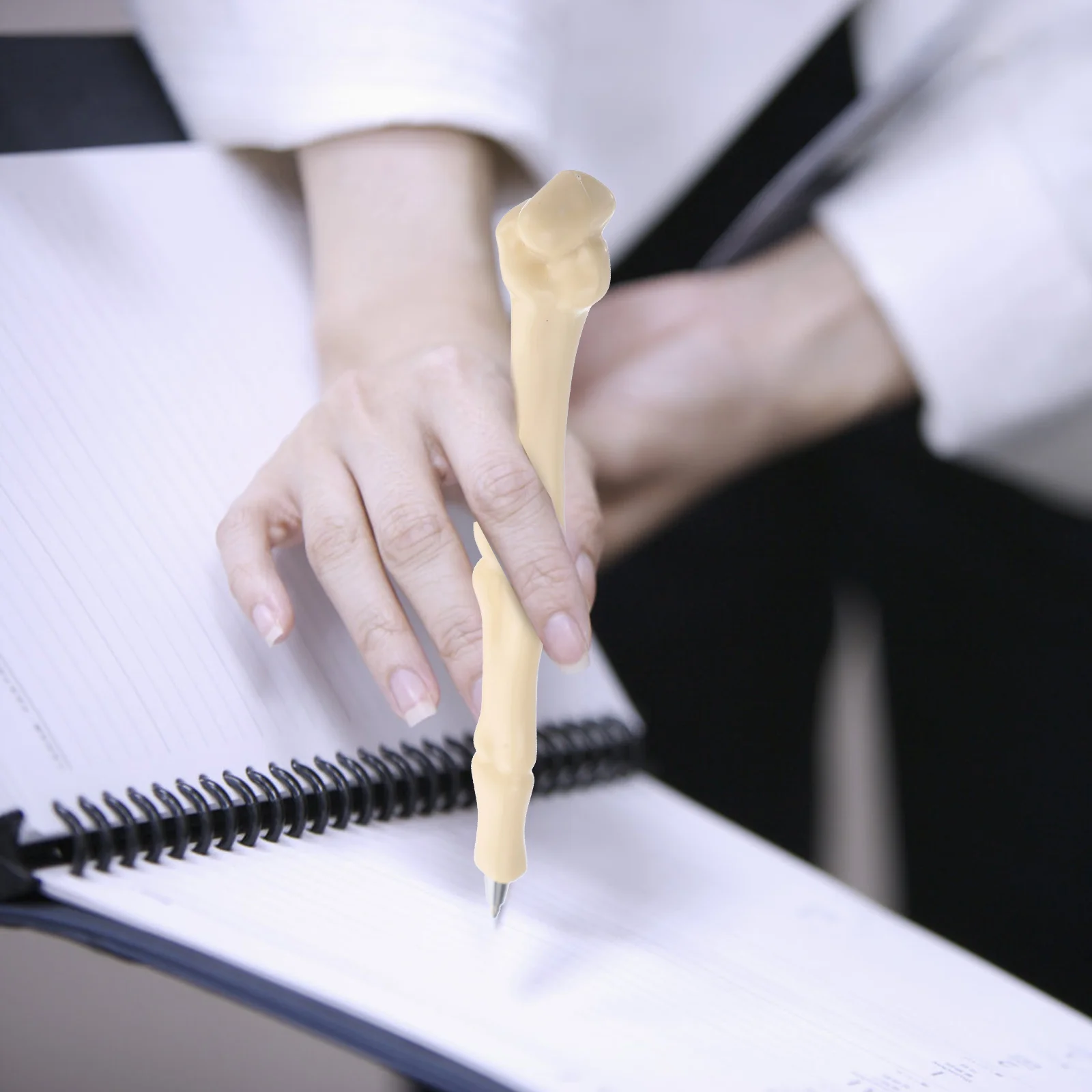 

8 Pcs 8pcs Packing Bone Shape Ballpoint Pens Shaped Novelty Black Ink Office Supplies Design