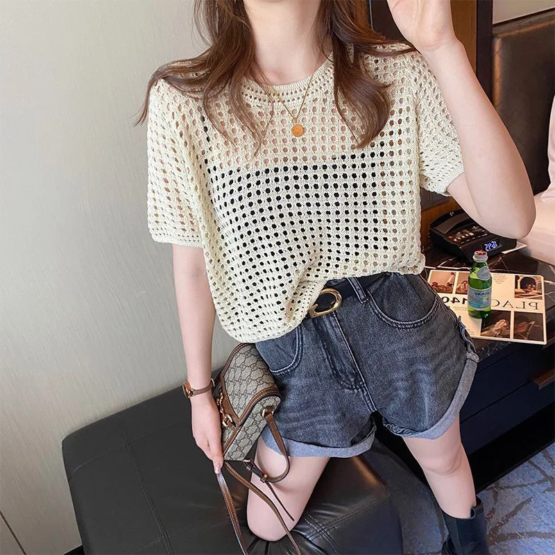 Women Clothing Chic Hollow Out O-neck Short Sleeve T-shirt Summer Casual Loose Solid All-match Pullover Fashion Knit Y2k Top Tee