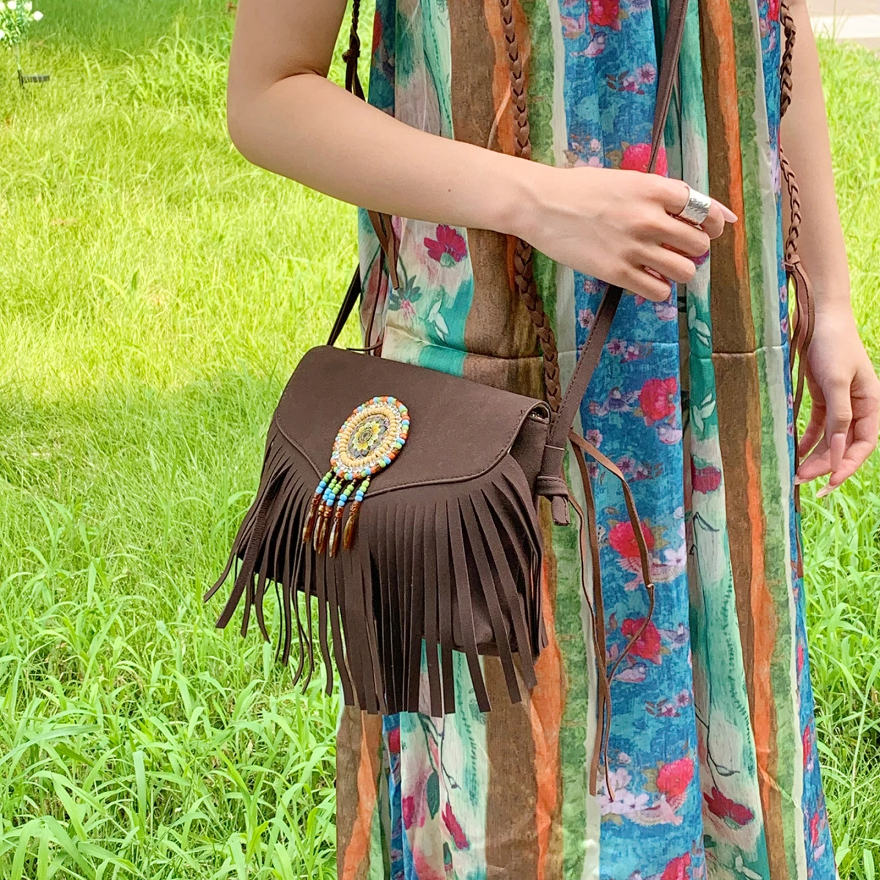 

Luxury Simple Clutch Bag For Women In Elegant Design Featuring Solid Color And Paris Fashion Inspiration