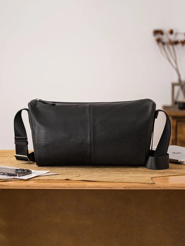 PNDME Outdoor daily commuting first layer cowhide men's shoulder bag leisure weekend travel luxury genuine leather underarm bag