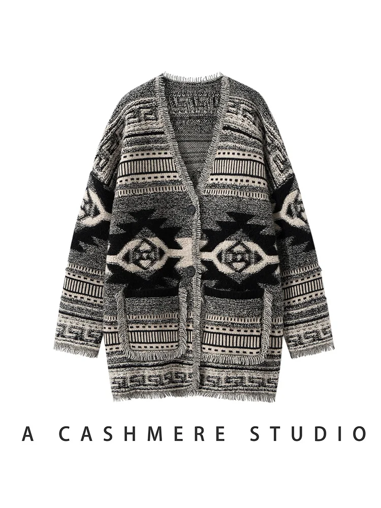Bohemian Women's Cardigan Sweater 100% Cashmere V-Neck Autumn Winter Thicked Warm Sweater Towel Embroidery French Chic Knit Coat