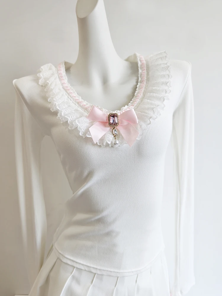 

White Long Sleeve Tops Tee Women Autumn 2025 Lace Trim Decoration V-Neck Cute Tshirt Sweet T-shirts