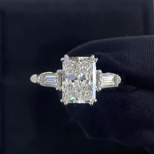 1/2/3/4Carat Radiant Cut Full Moissanite Engagement Ring with Tapered Baguette Shape Diamond S925 Silver Wedding Ring for Women