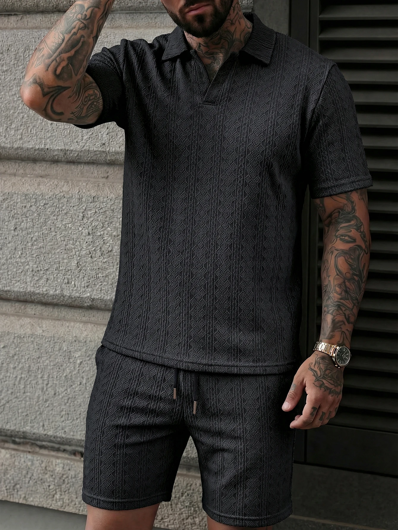 Nouvelle collection été 2025 : Ensemble décontracté pour homme – Polo à revers, chemise à manches courtes et short, texture jacquard ﻿