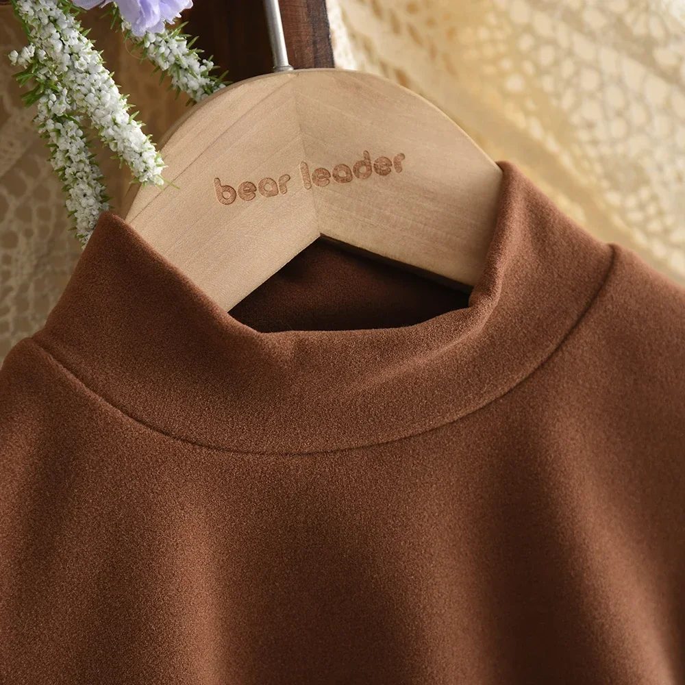 2026 Herbst und Winter Neue Kleinkind-Mädchenkleidung Koreanische Version Langarm-Oberteil + Schulterträgerkleid mit Revers Kinder-Sets – Detail 4