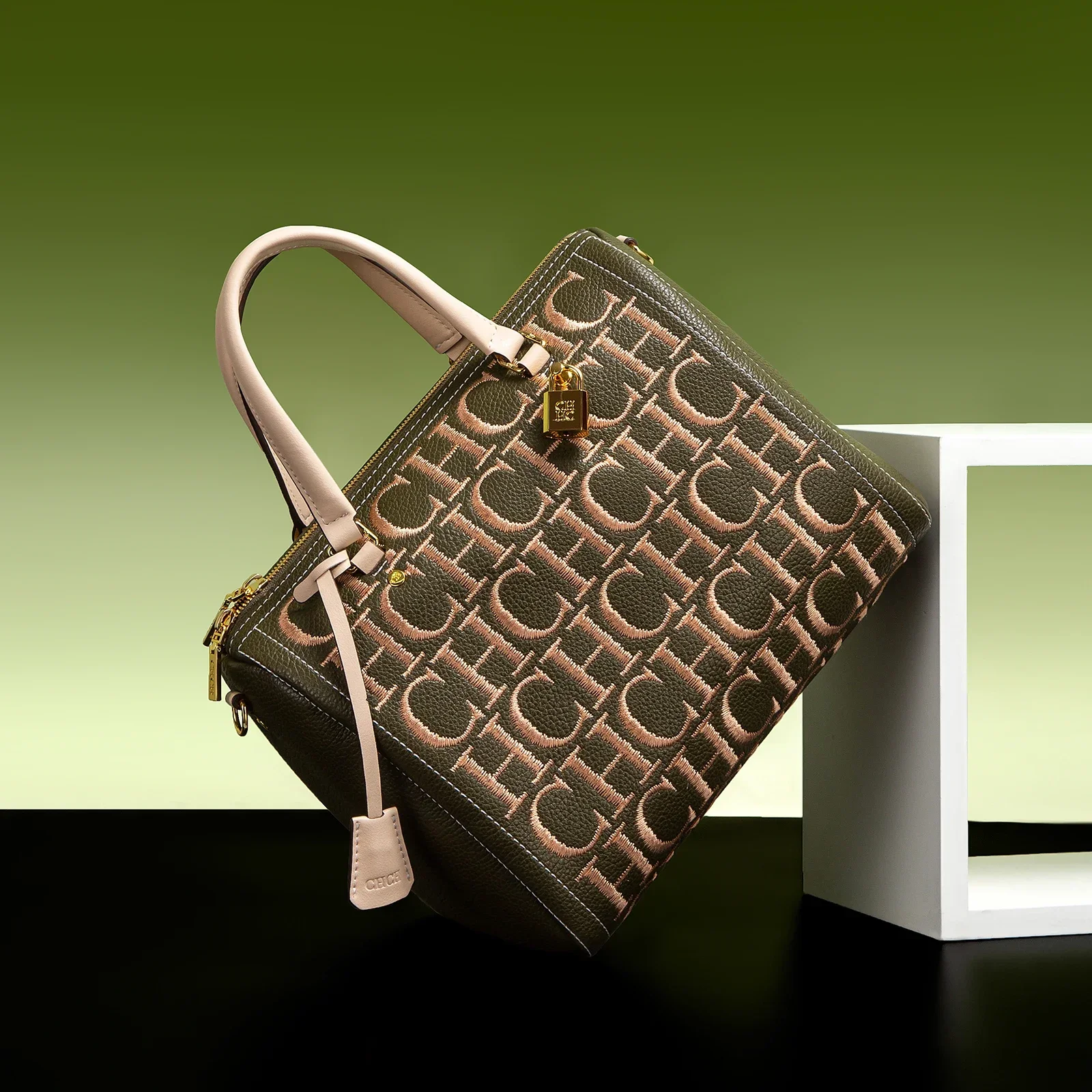 حقيبة كتف نسائية كلاسيكية ذات سعة كبيرة لركاب الأعمال، حقيبة كروس مع تصميم مطبوع عليه حروف، حقيبة نسائية متعددة الاستخدامات #3