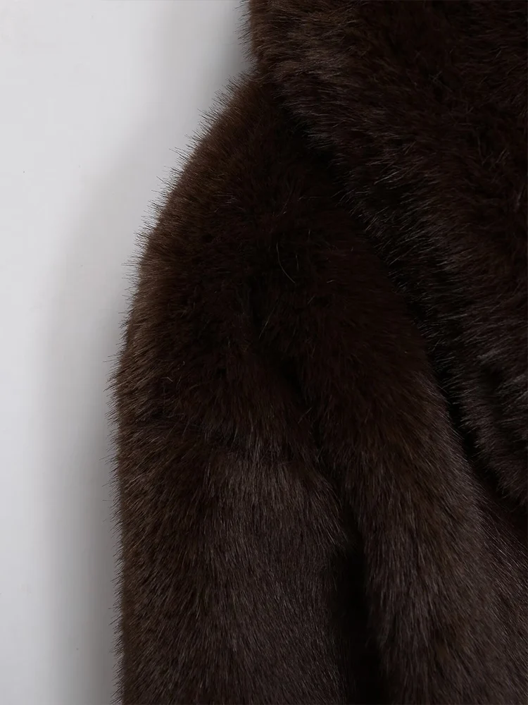 النمط الأوروبي أزياء المرأة الجديدة تنوعا مزاجه طية صدر السترة طويلة الأكمام تأثير الفراء الاصطناعي سترة أفخم معطف قصير